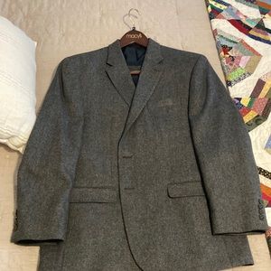 Ralph Lauren Charcoal Gray Blazer. 2 button. 43R. Like New.